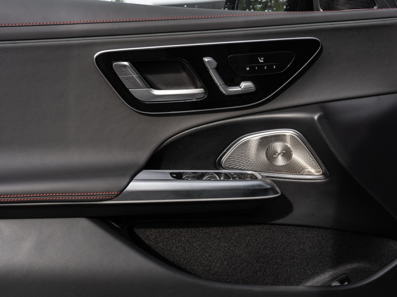 Mercedes-Benz E-Klasse – Bild 20