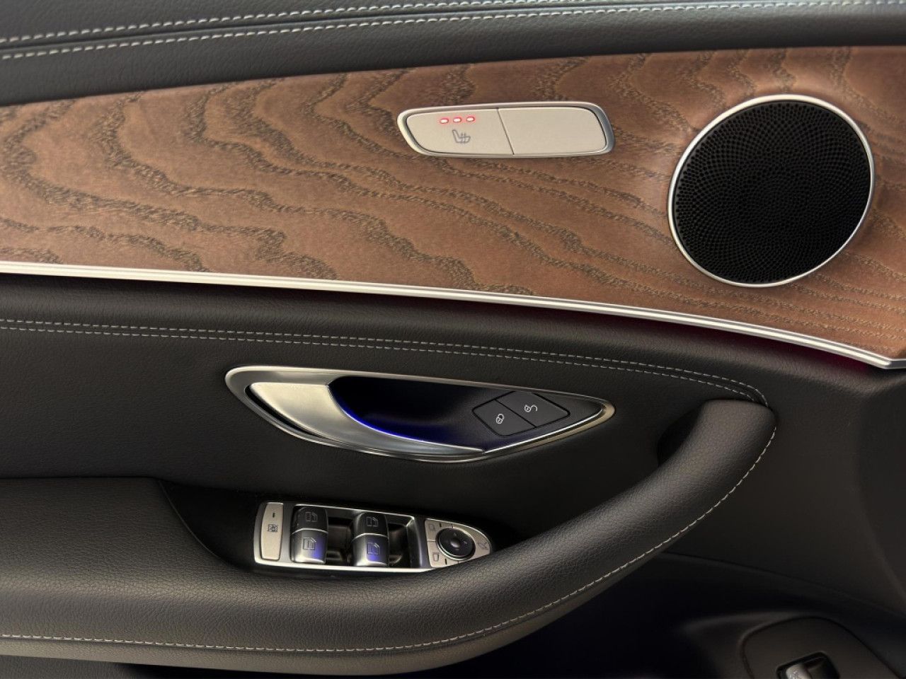 Mercedes-Benz E-Klasse – Bild 6