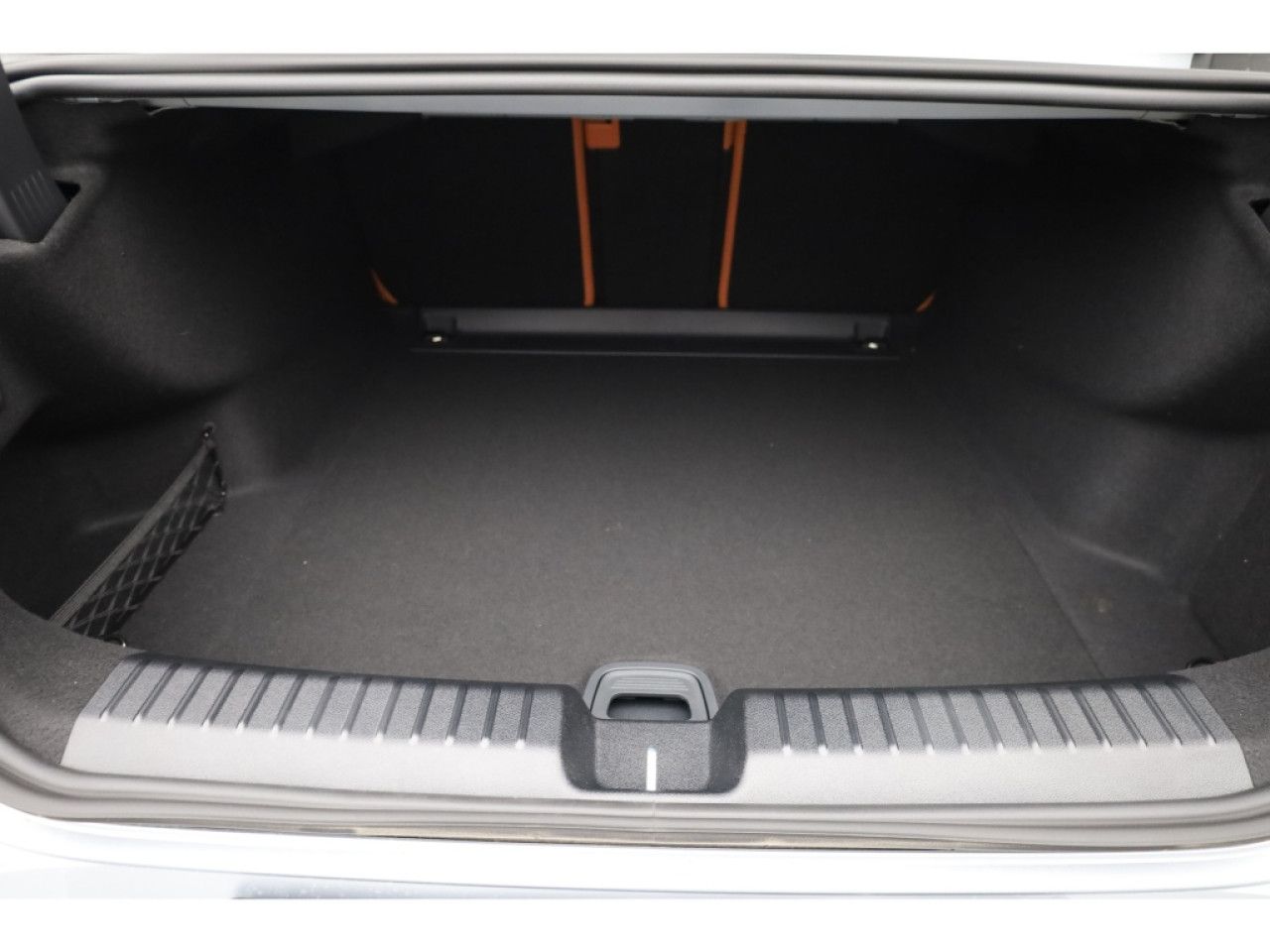 Mercedes-Benz C-Klasse – Bild 12