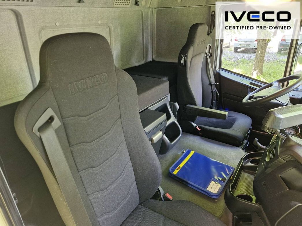 IVECO | AT440S48T/P ADR
