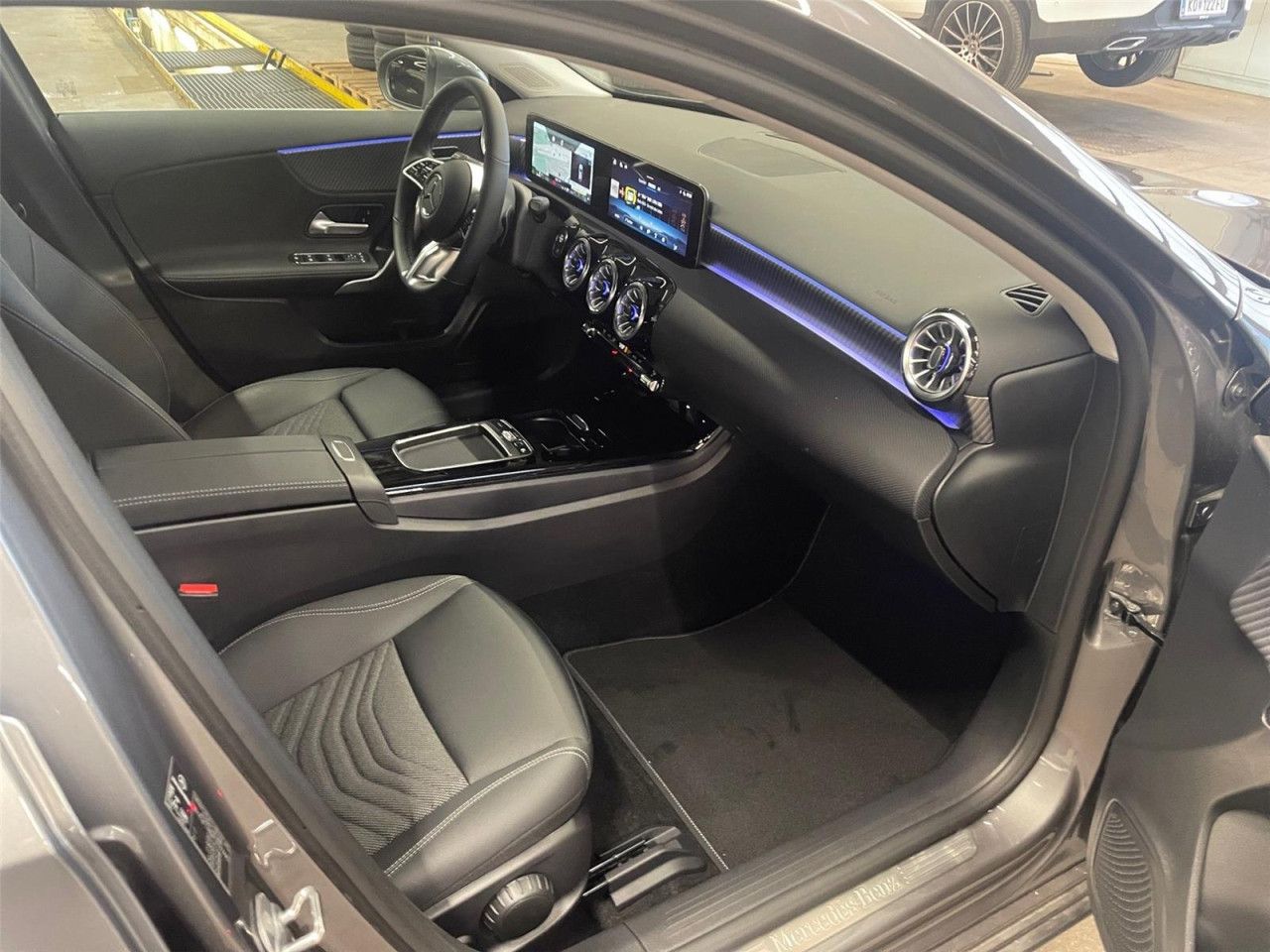 Fahrzeugbild 12 / 28