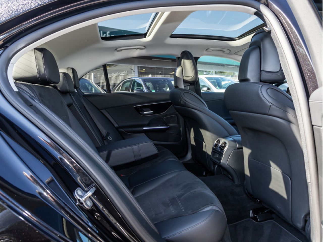 Mercedes-Benz C-Klasse – Bild 8