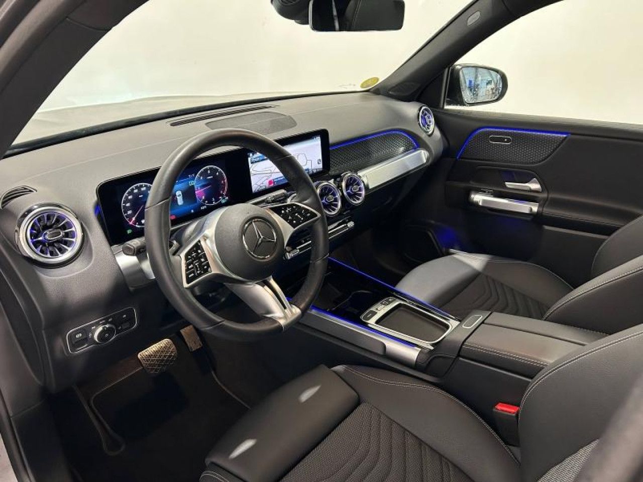 Photo du v&eacute;hicule 18 / 18