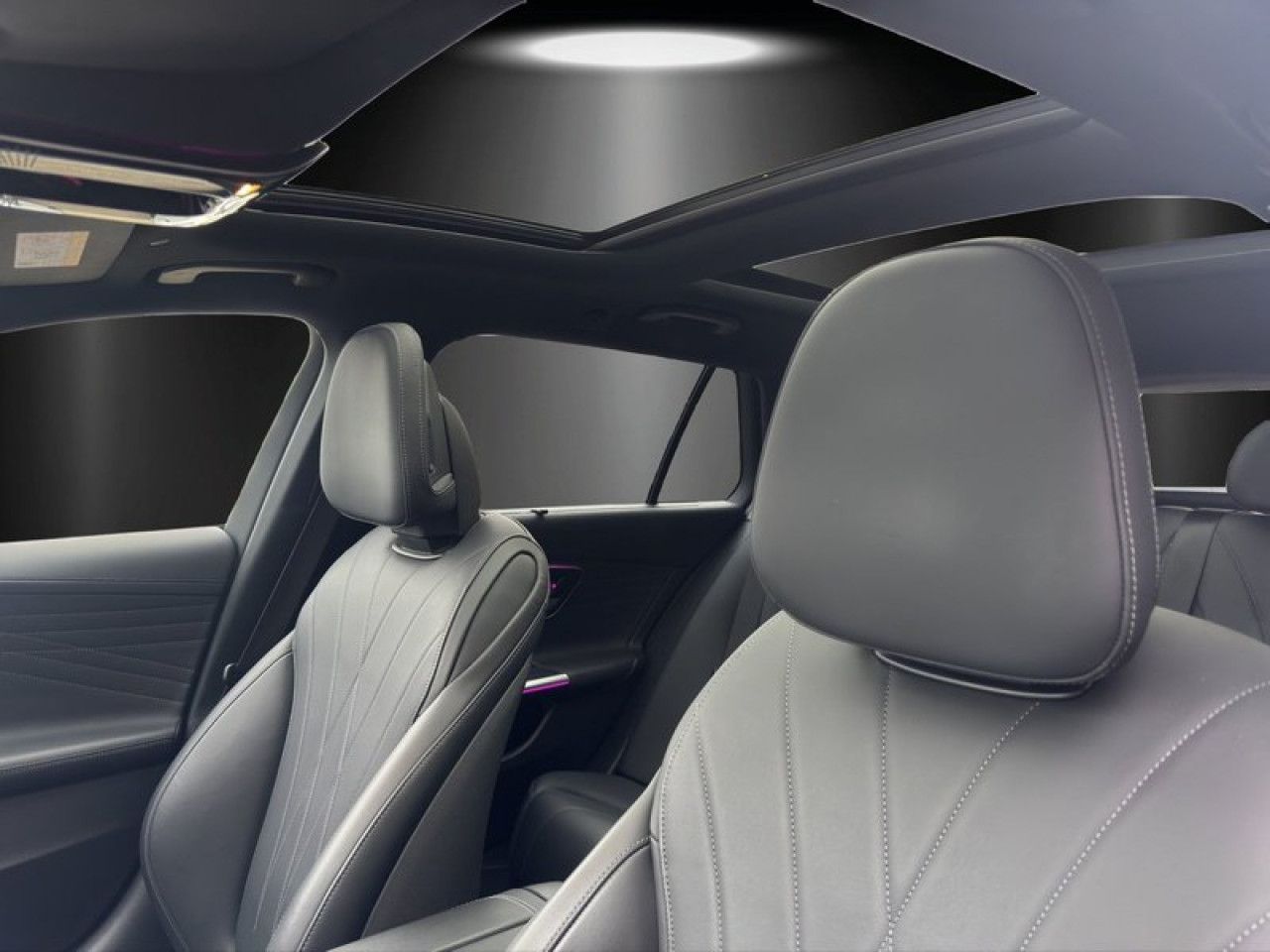 Mercedes-Benz C-Klasse – Bild 14