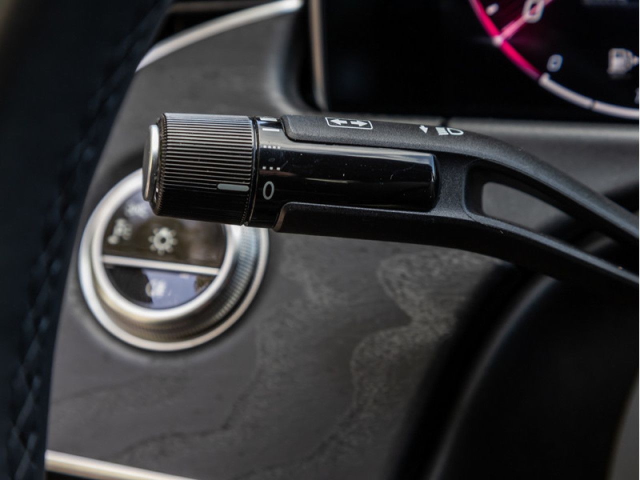Mercedes-Benz E-Klasse – Bild 19