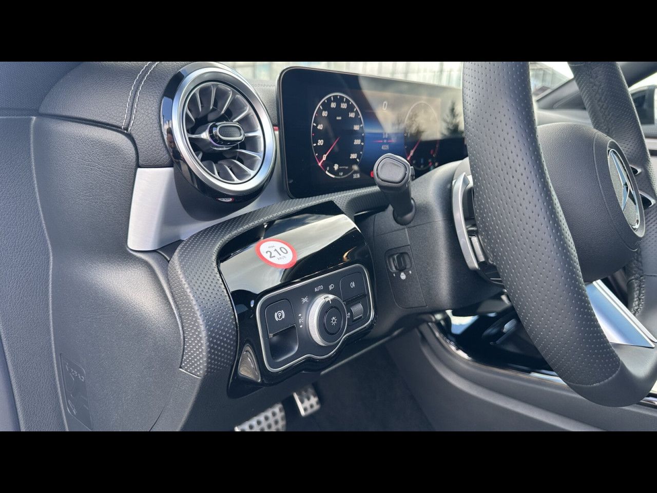 Mercedes-Benz CLA – Bild 11