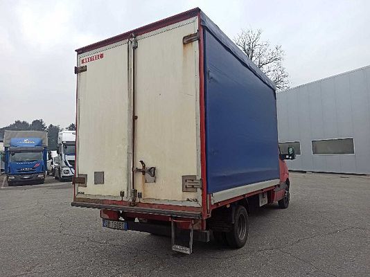 Immagine del veicolo 5 / 10