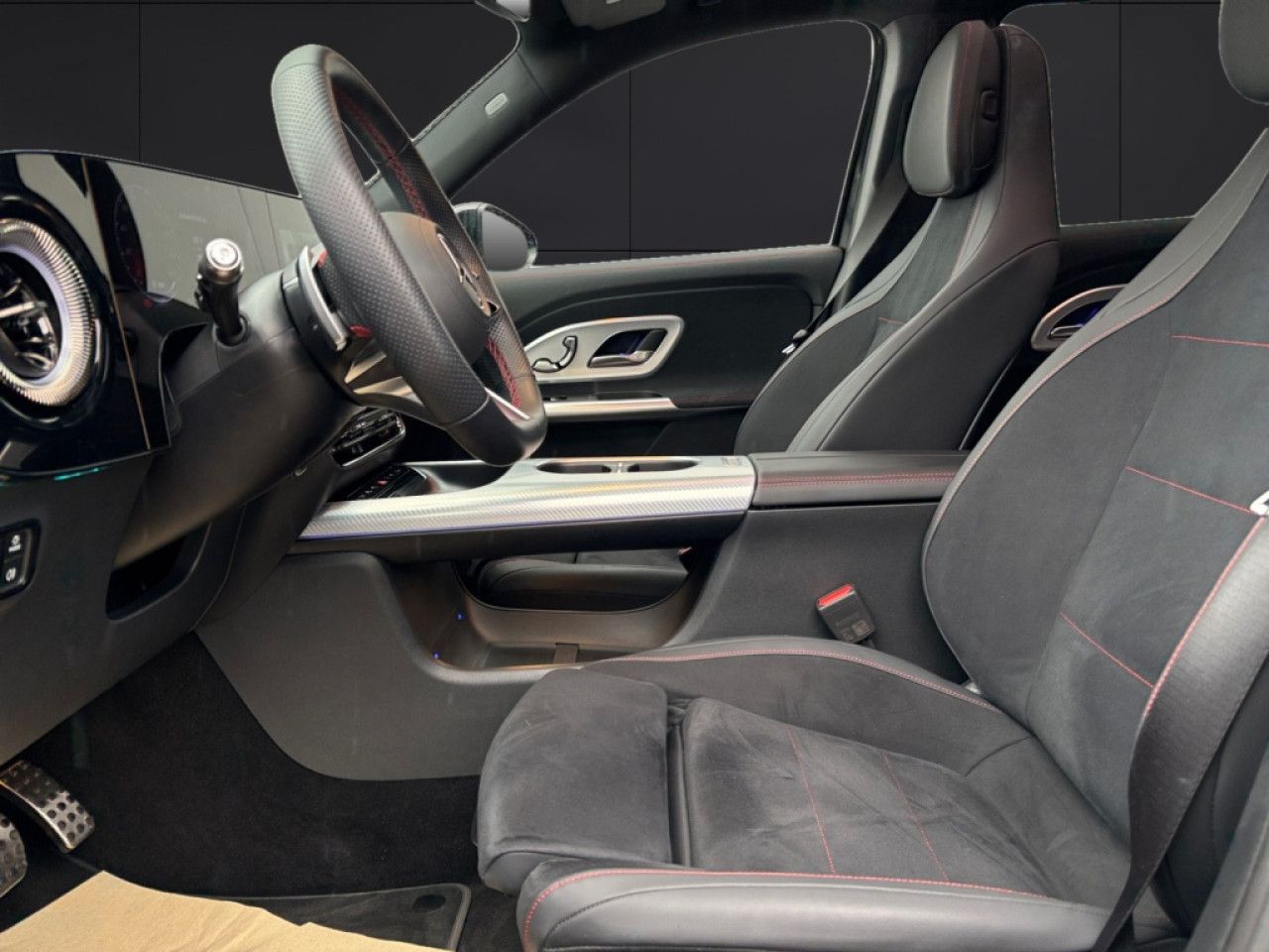 Mercedes-Benz GLB – Bild 8