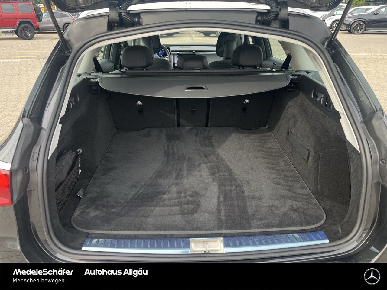 Mercedes-Benz E-Klasse – Bild 18