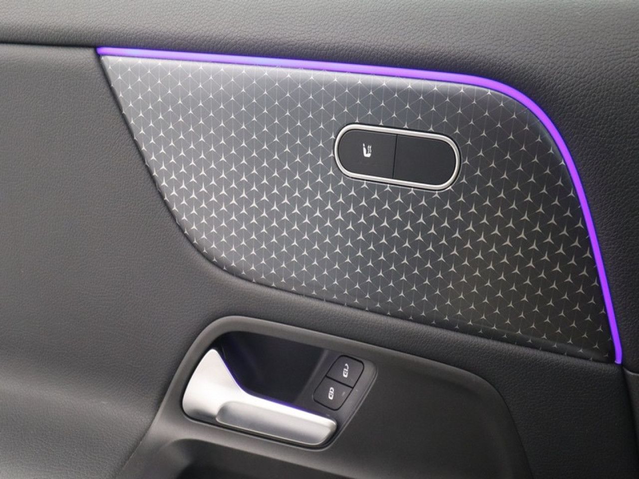 Imagem do veículo 14 / 18