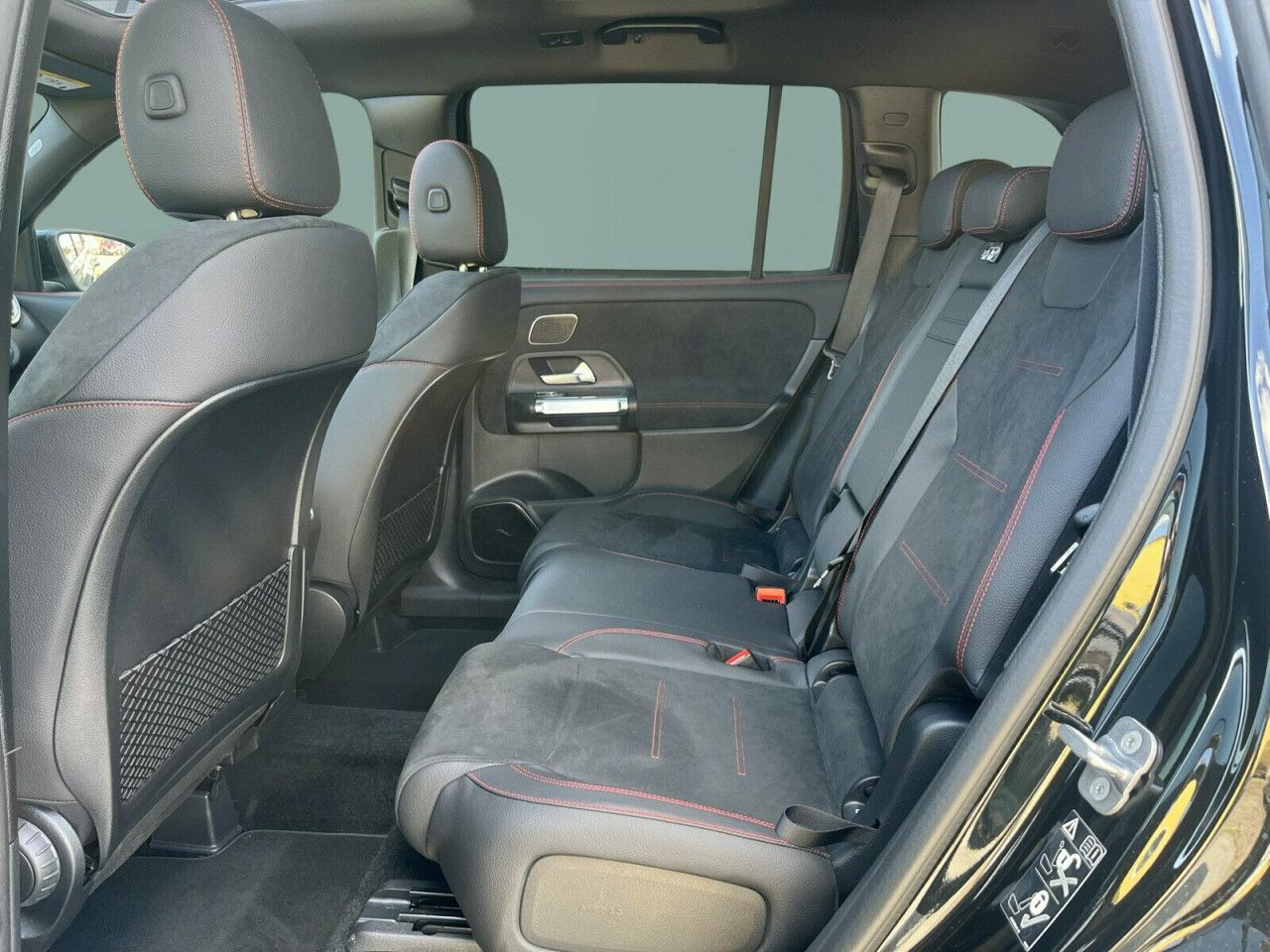 Mercedes-Benz GLB – Bild 14