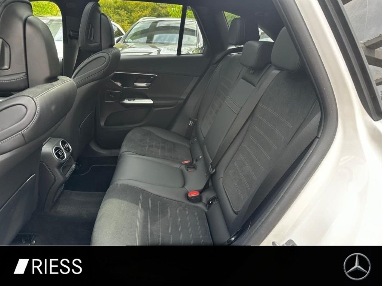 Mercedes-Benz GLC – Bild 11