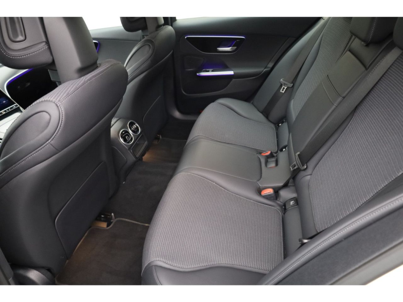 Mercedes-Benz C-Klasse – Bild 11