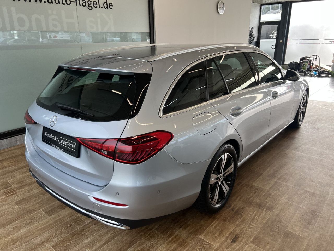 Mercedes-Benz C-Klasse – Bild 3