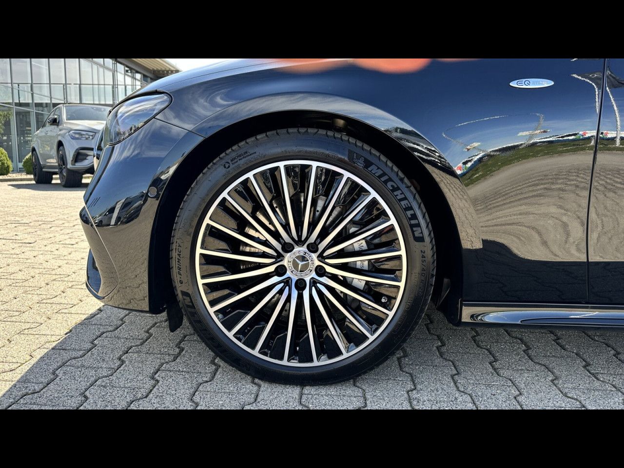 Mercedes-Benz E-Klasse – Bild 9