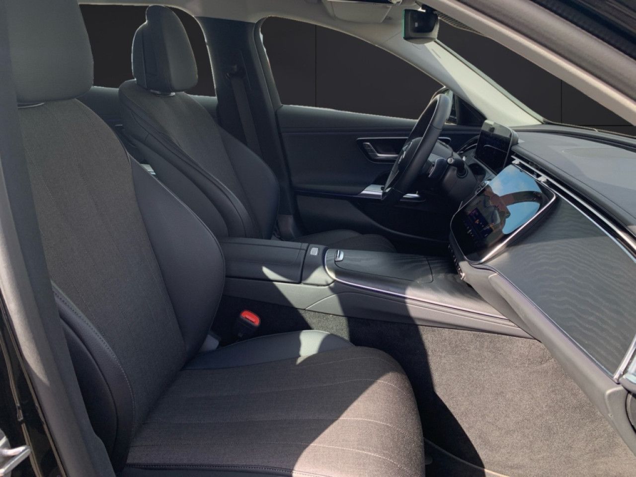 Mercedes-Benz E-Klasse – Bild 6