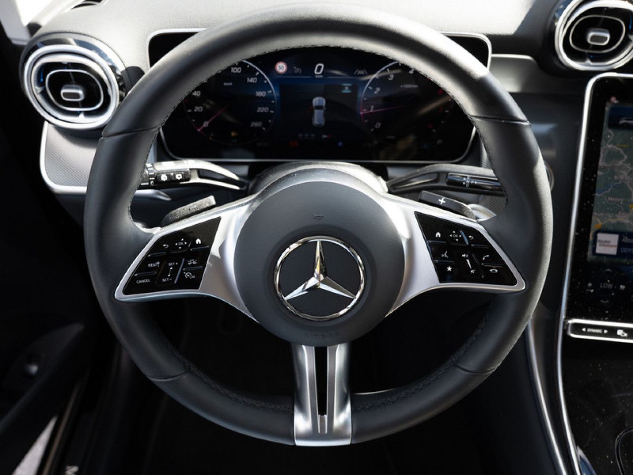 Mercedes-Benz GLC – Bild 9