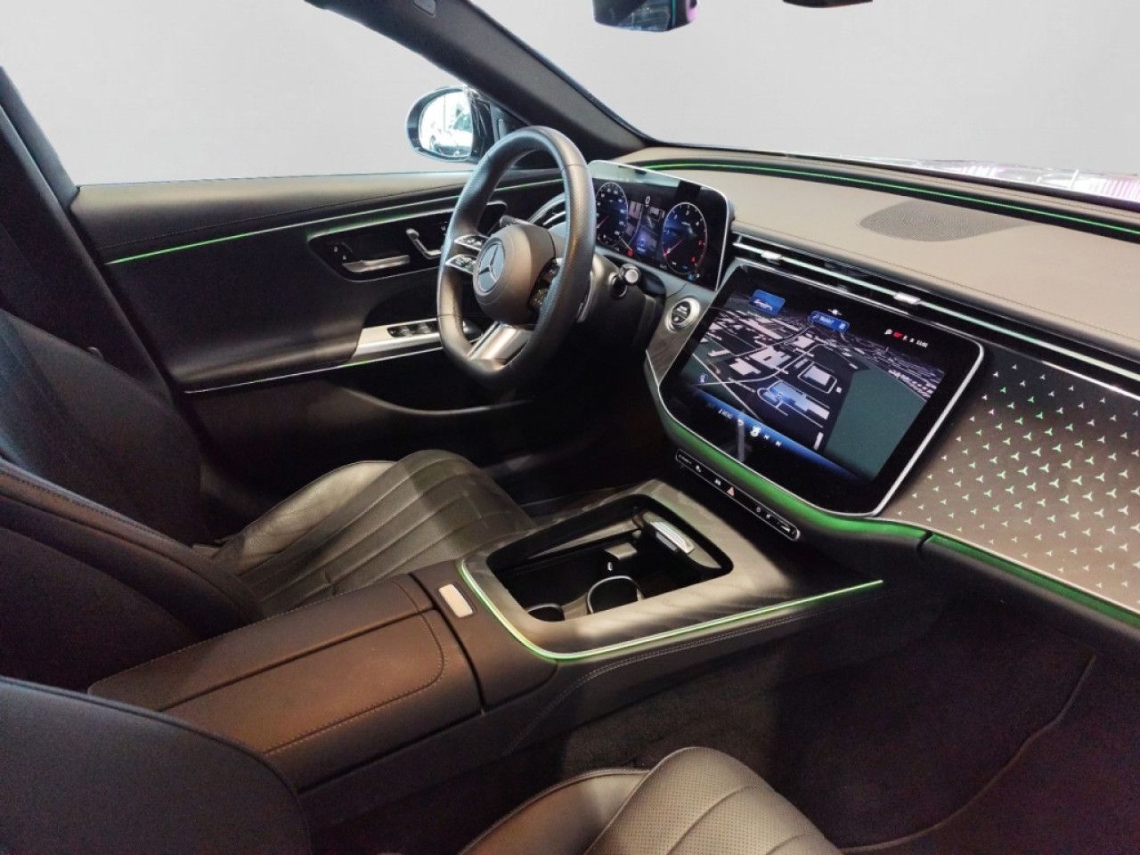 Mercedes-Benz E-Klasse – Bild 13