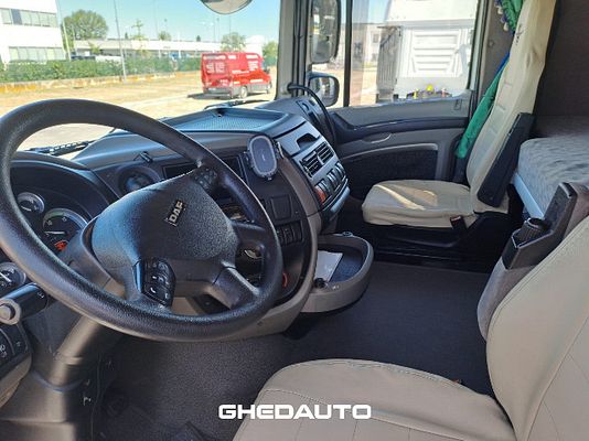 Immagine del veicolo 9 / 16