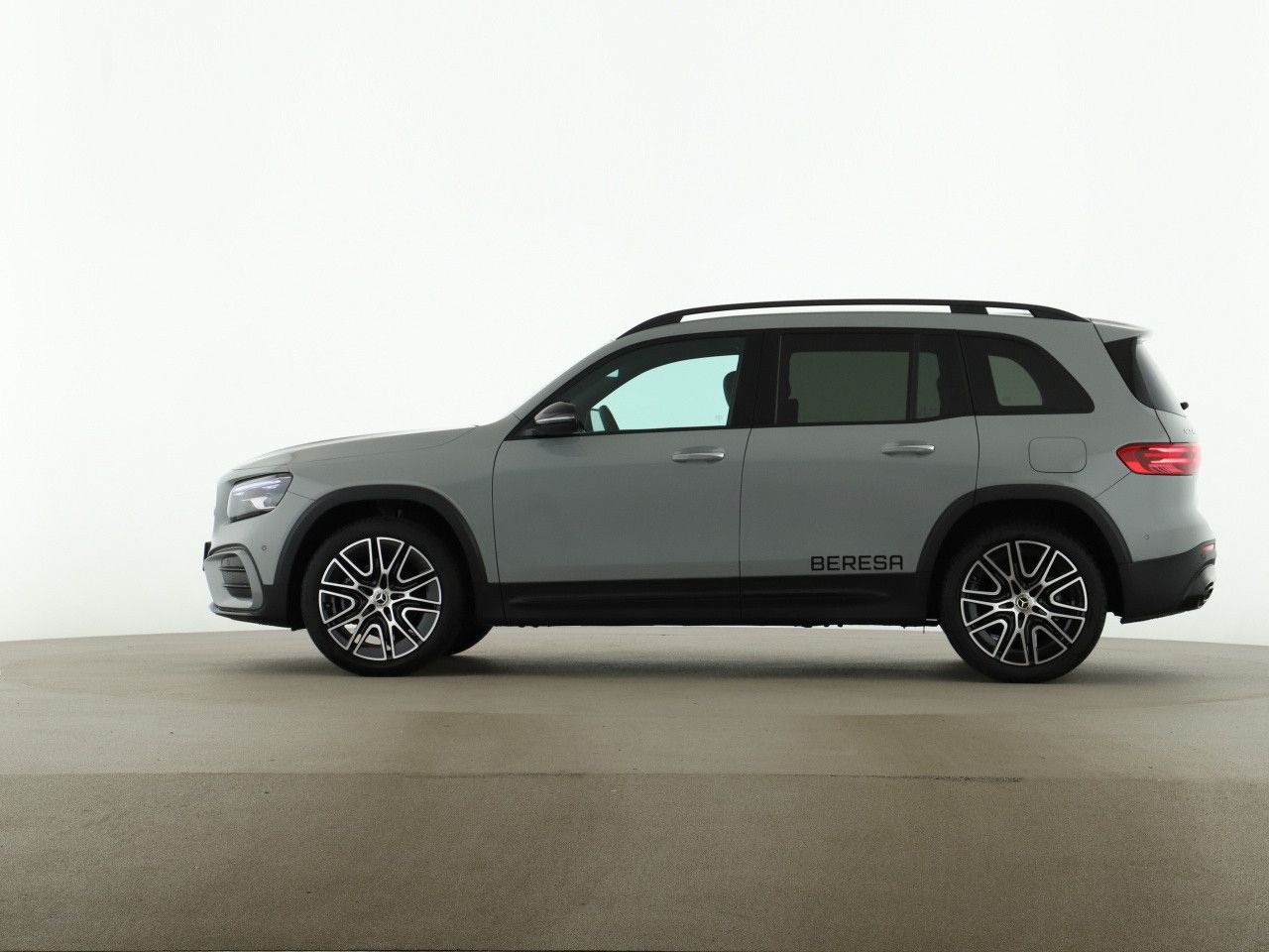 Mercedes-Benz GLB – Bild 2