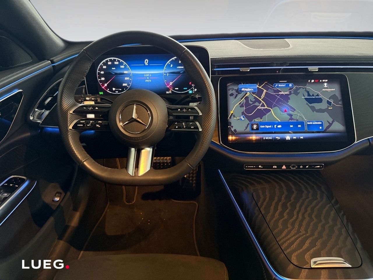 Mercedes-Benz E-Klasse – Bild 10