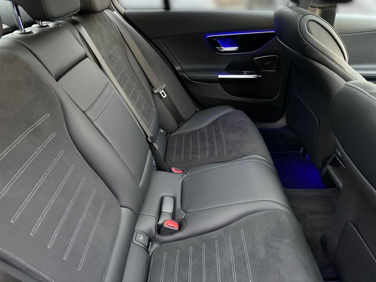 Mercedes-Benz C-Klasse – Bild 11