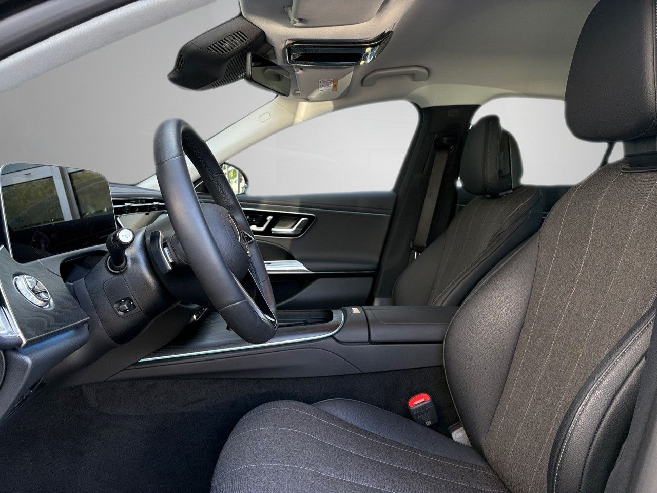 Mercedes-Benz E-Klasse – Bild 12