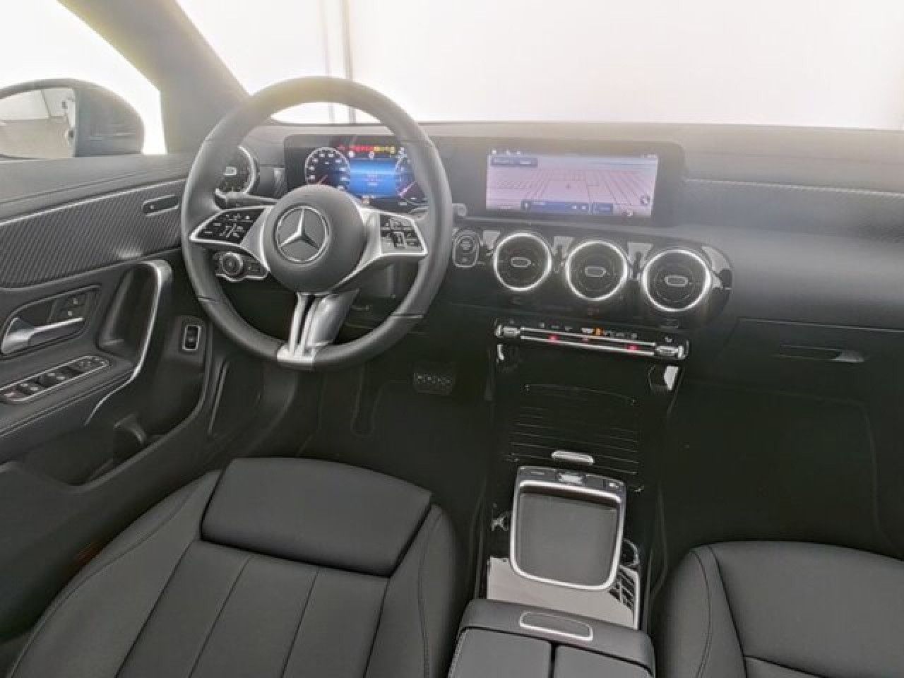 Mercedes-Benz CLA – Bild 4
