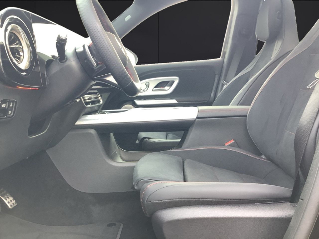 Mercedes-Benz GLB – Bild 8