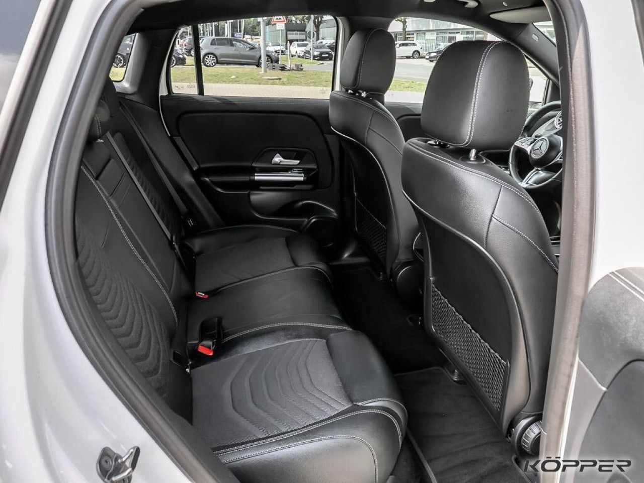 Mercedes-Benz EQA – Bild 6