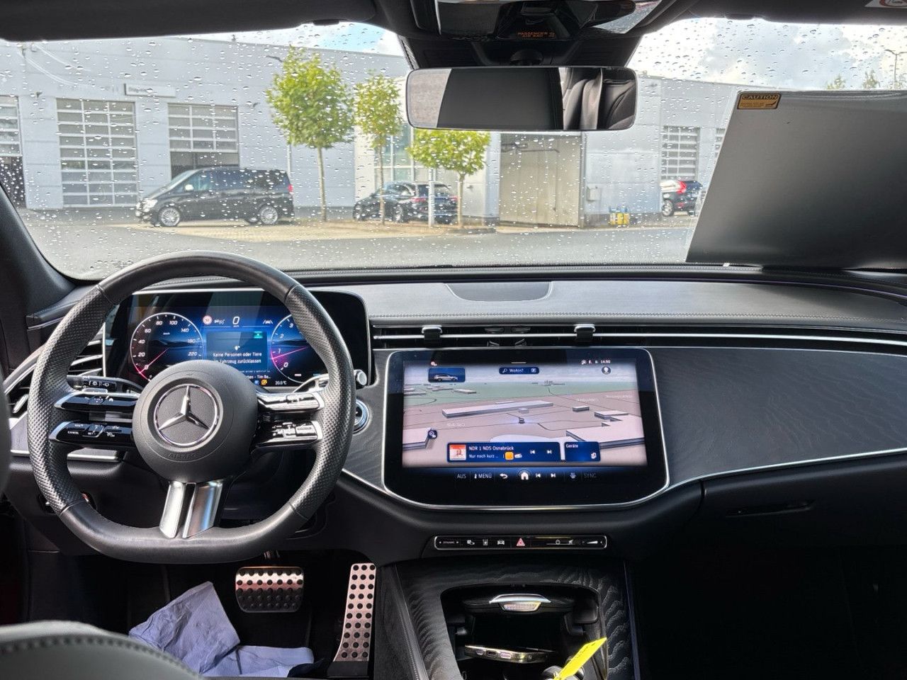 Mercedes-Benz E-Klasse – Bild 15