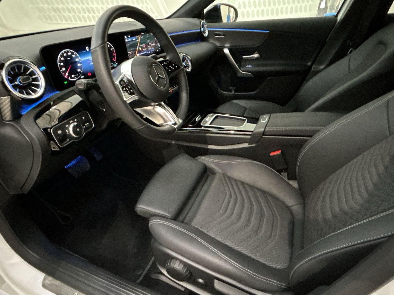 Fahrzeugbild 12 / 24