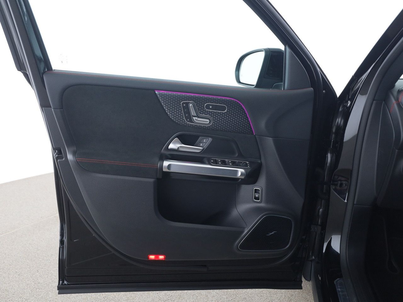 Mercedes-Benz EQB – Bild 12