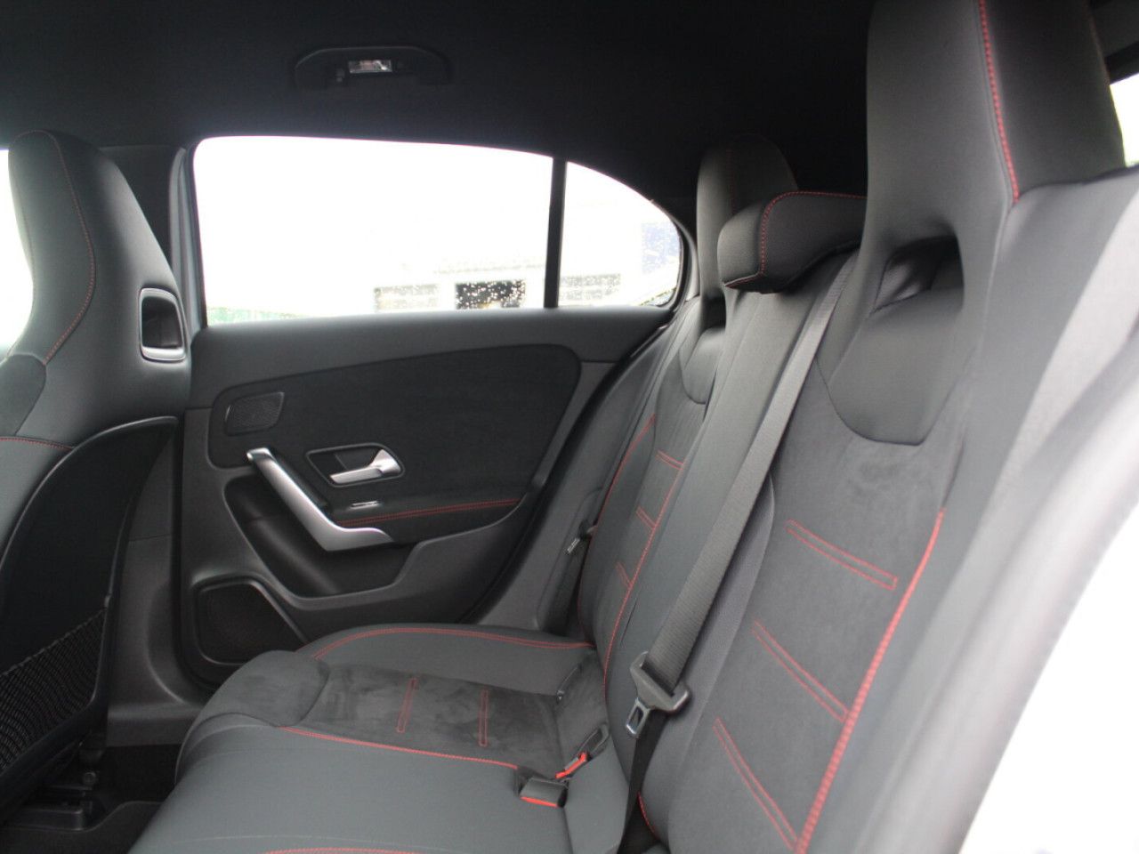 Mercedes-Benz A-Klasse – Bild 9