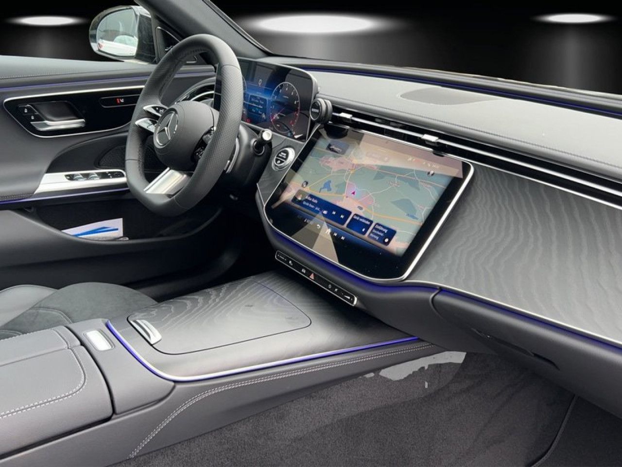 Mercedes-Benz E-Klasse – Bild 8