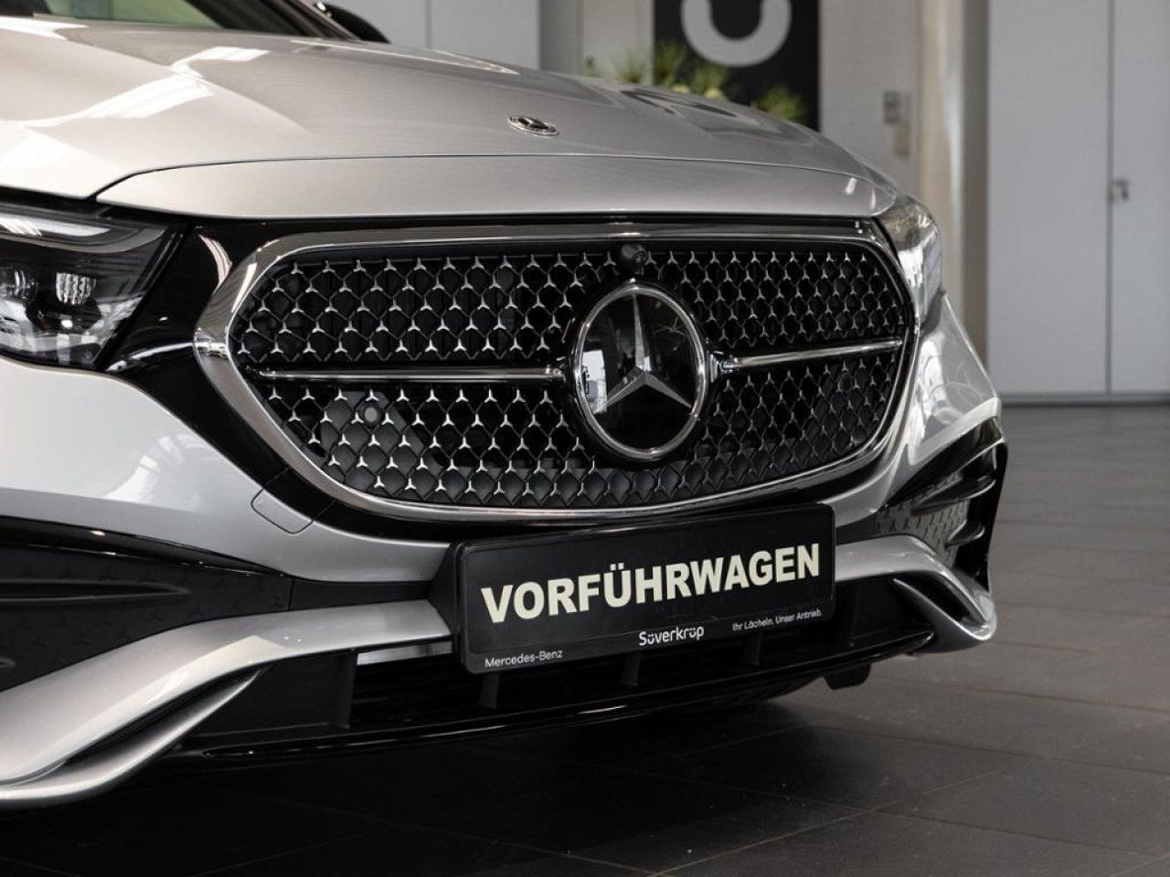 Mercedes-Benz E-Klasse – Bild 29