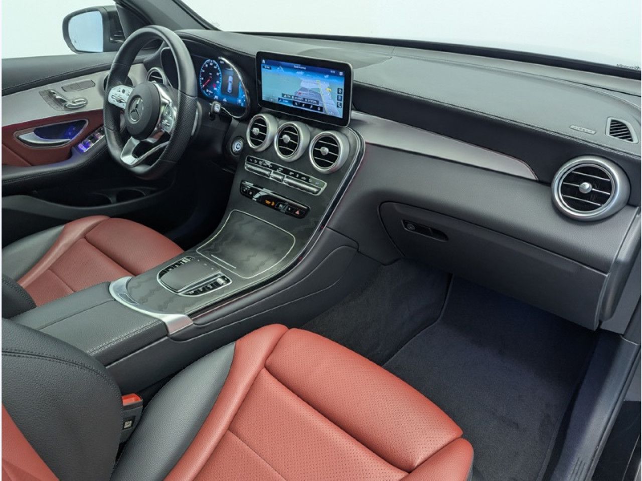 Photo du v&eacute;hicule 12 / 18