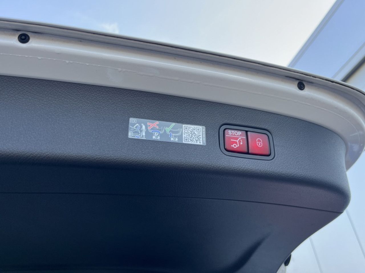 Photo du v&eacute;hicule 12 / 18