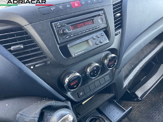 Immagine del veicolo 7 / 8