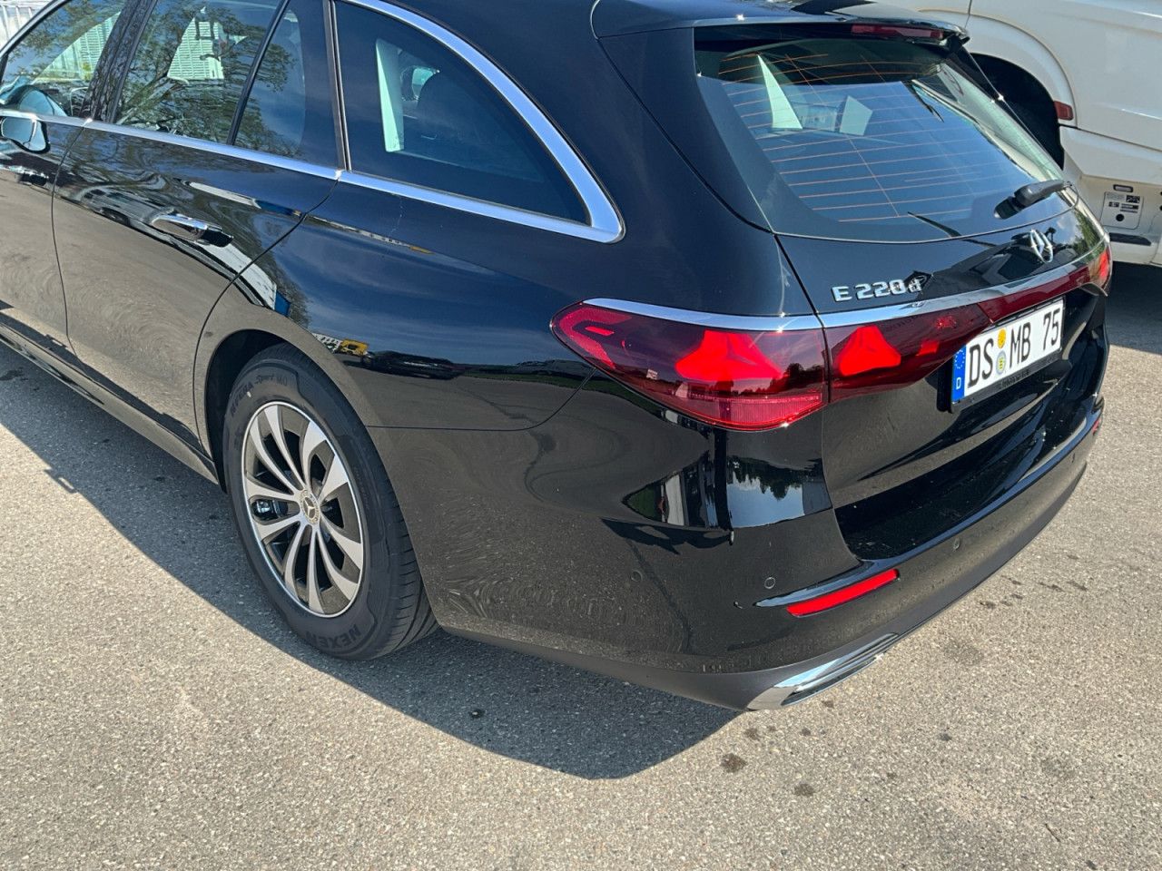 Mercedes-Benz E-Klasse – Bild 7