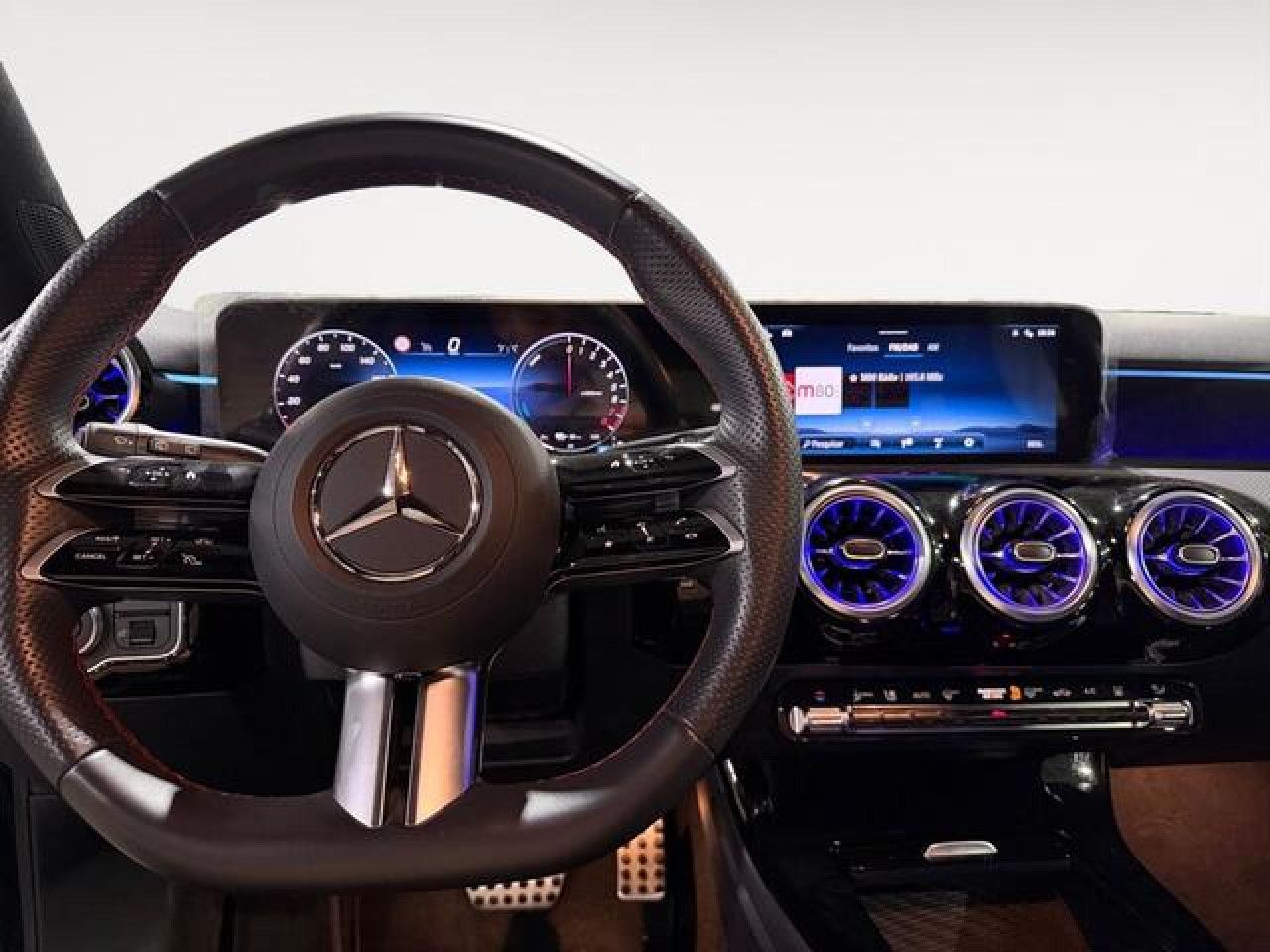 Imagem do veículo 5 / 12