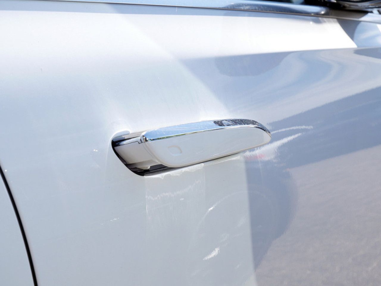 Mercedes-Benz E-Klasse – Bild 9