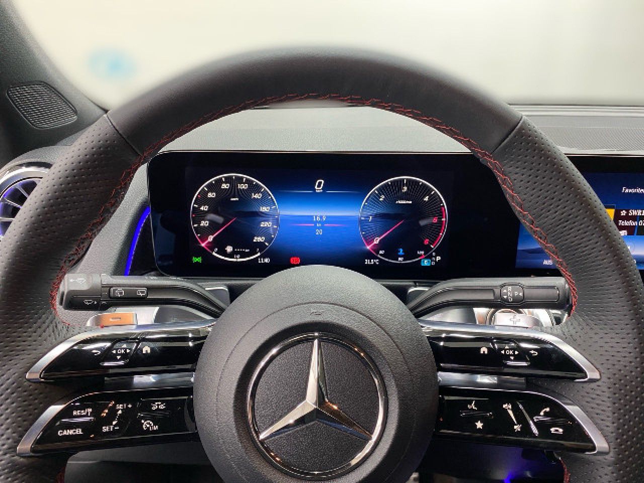 Mercedes-Benz GLB – Bild 8