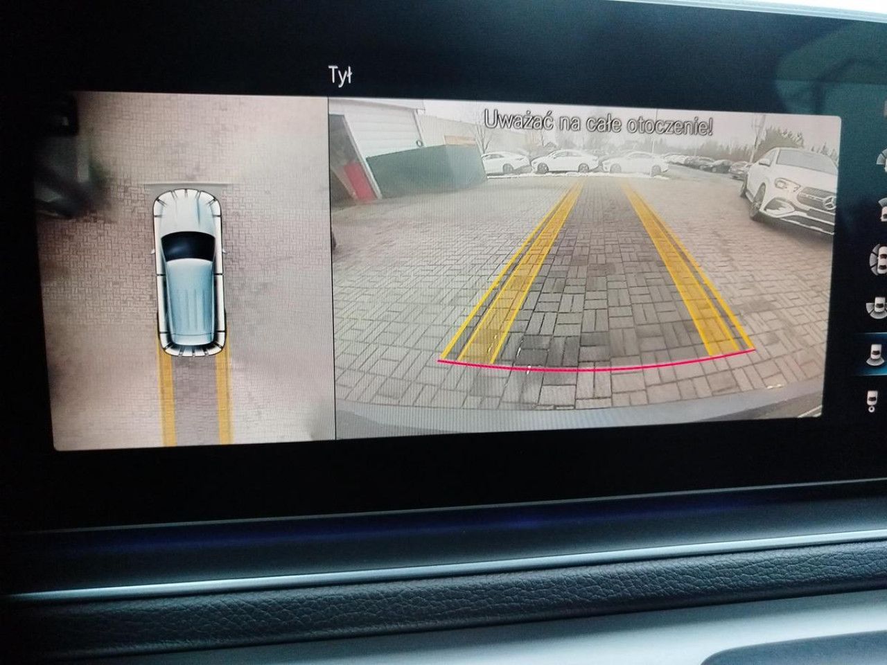 Zdjęcie pojazdu 22 / 28