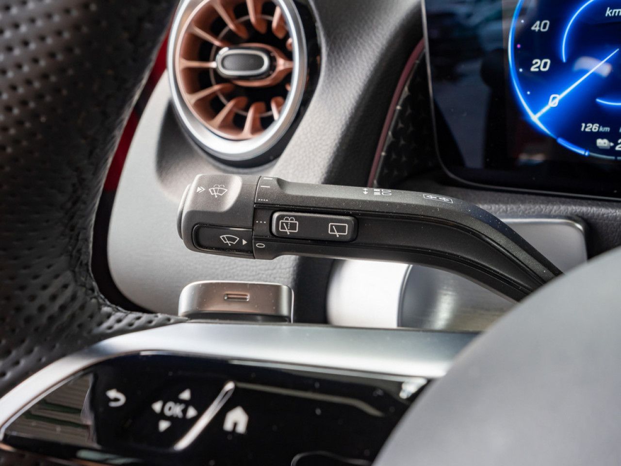 Mercedes-Benz EQB – Bild 18