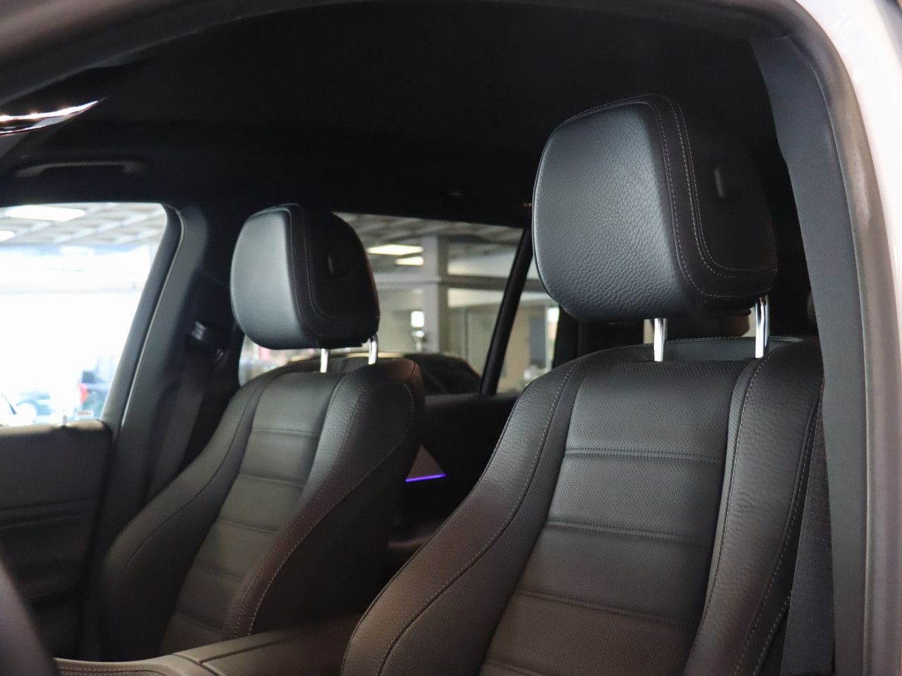 Mercedes-Benz GLS – Bild 16