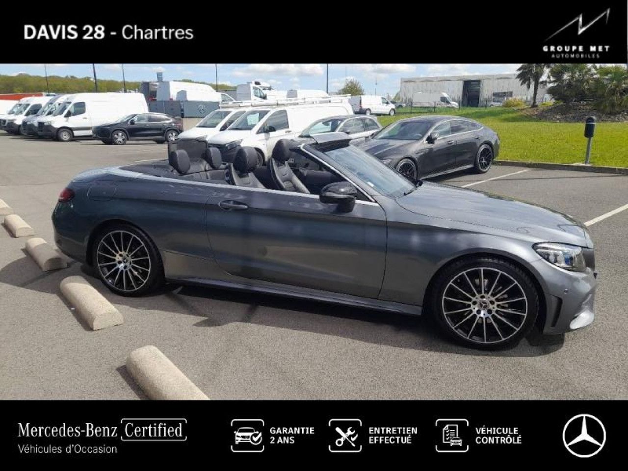 Photo du v&eacute;hicule 16 / 18