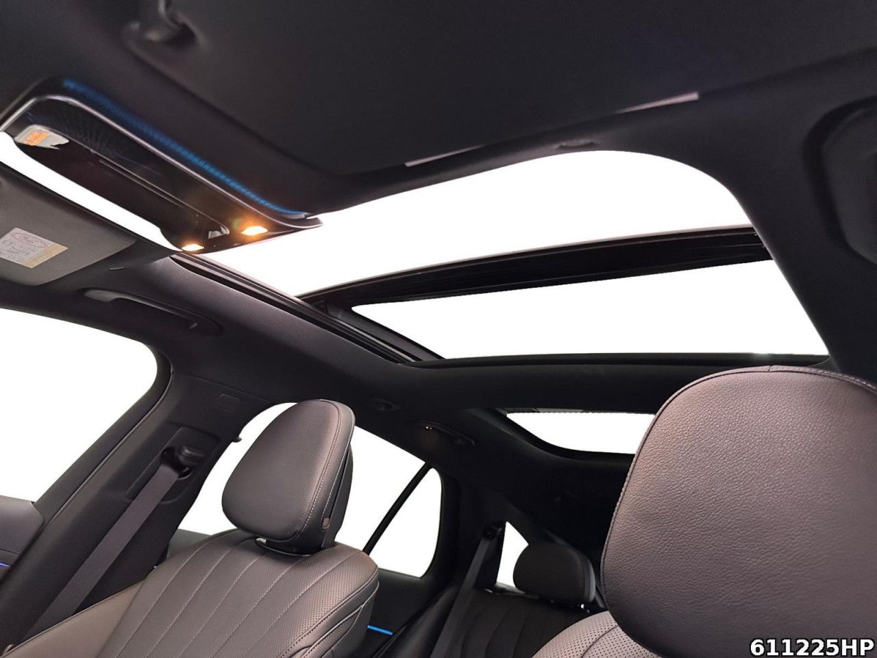 Mercedes-Benz E-Klasse – Bild 13