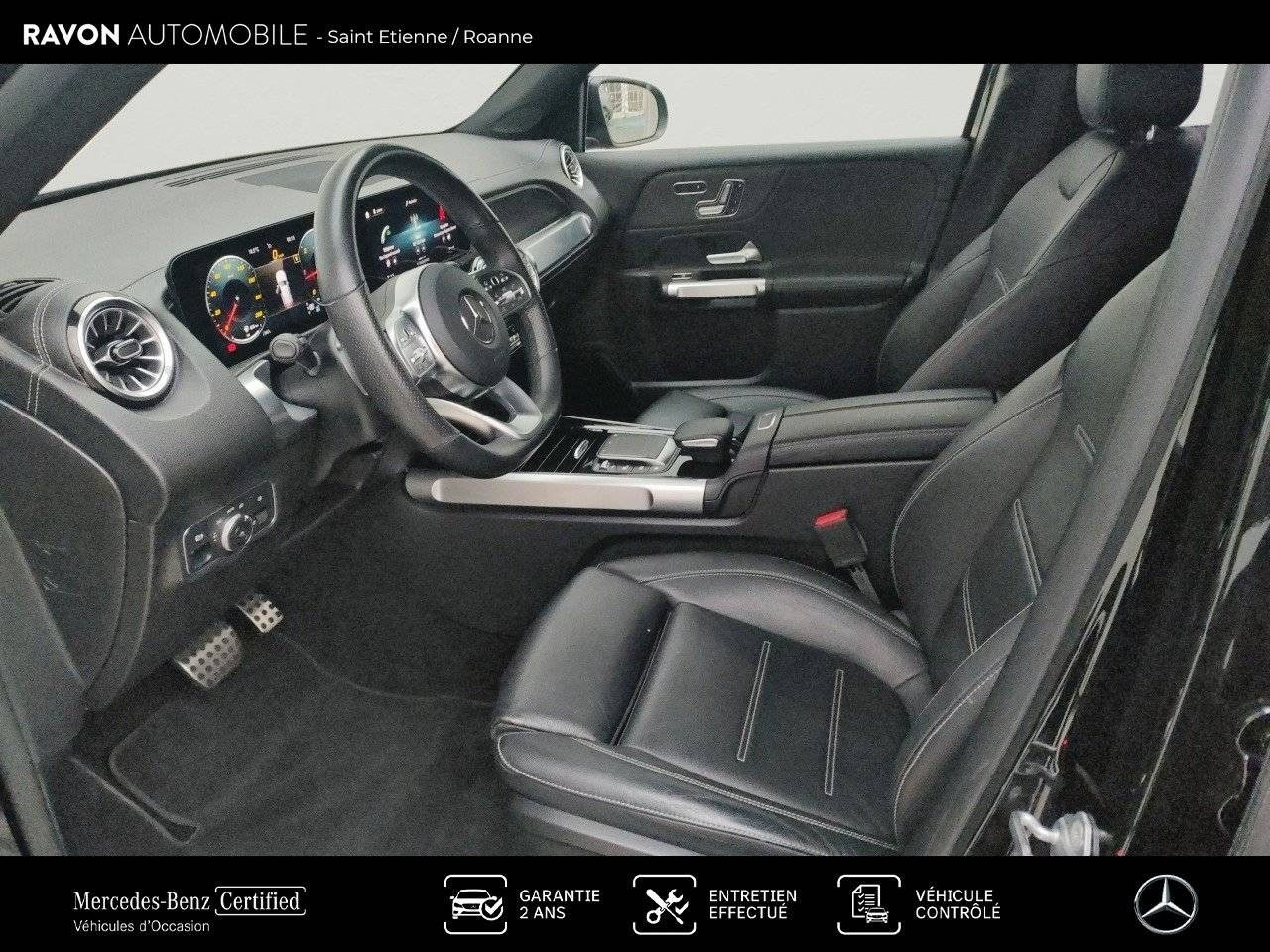 Photo du v&eacute;hicule 16 / 18