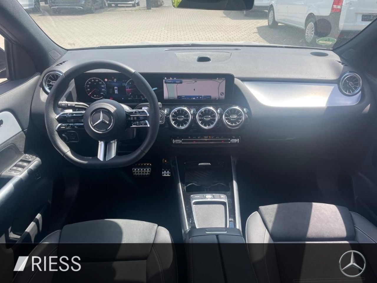 Mercedes-Benz GLA – Bild 11